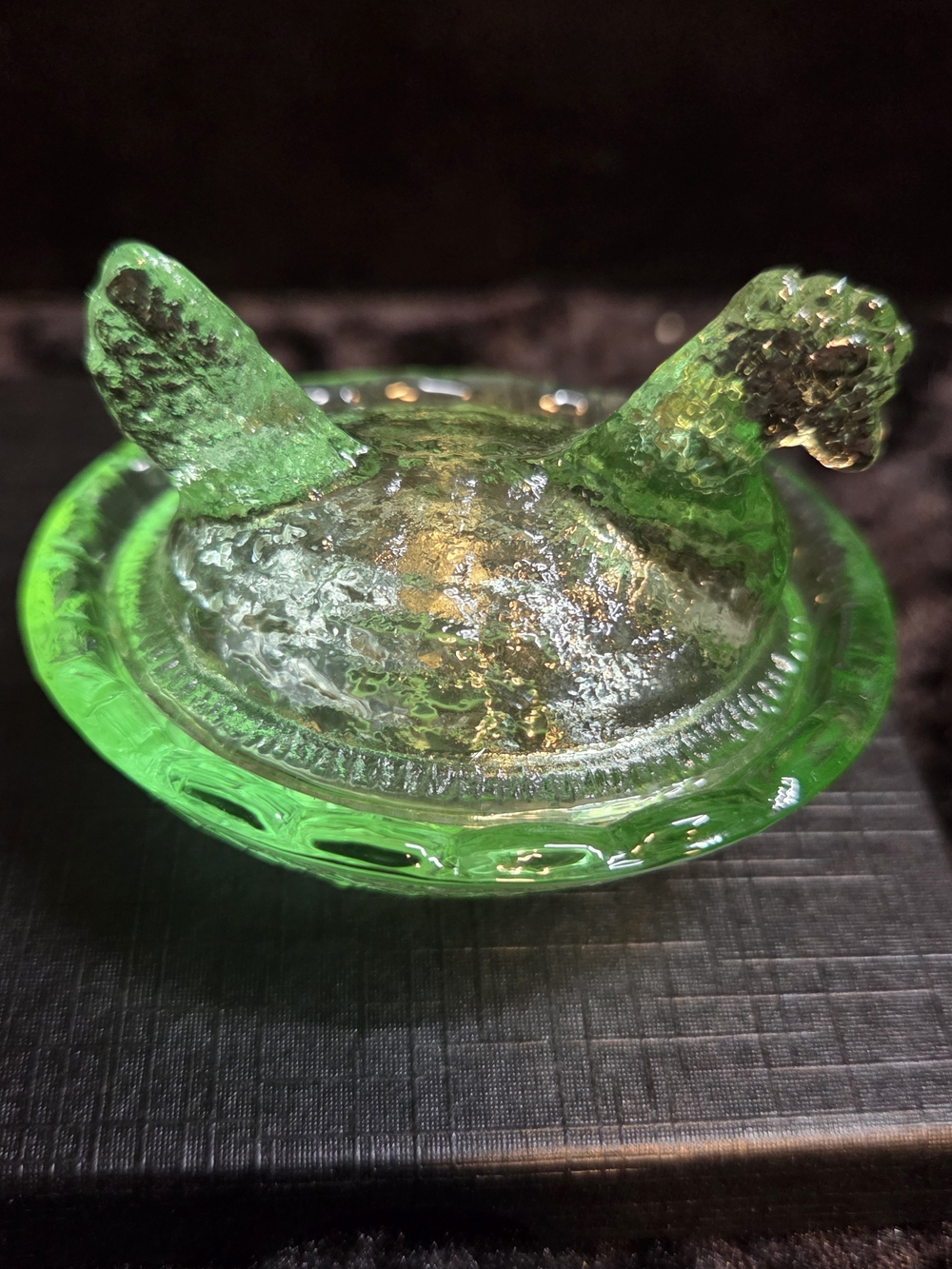 New  Green Glass Mini Hen on Nest Covered Dish Salt Cellar Candy 2.5"